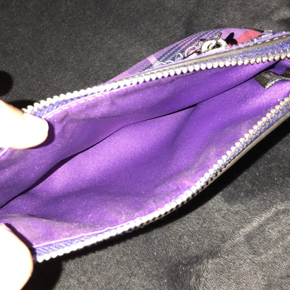 Coach Poppy Wristlet - Picture 3 of 5